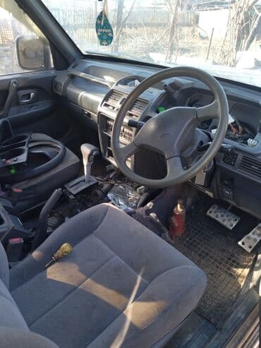 Запчасти Продаю по запчастям запчасти на Мицубиси Паджеро 2 все