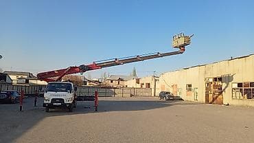 сварычный опарат: Стрела 28 м, 300 т — 1