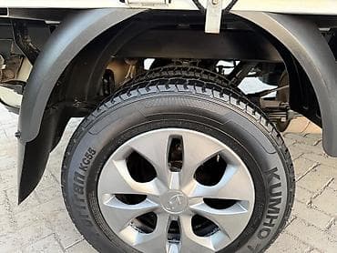 Транспорт: Hyundai Porter: 2024 г., 2.5 л, Типтроник, Газ, Универсал — 6
