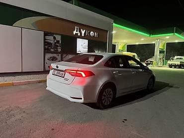 corolla e120: Toyota Corolla: 2021 г., 1.8 л, Вариатор, Гибрид, Седан — 3