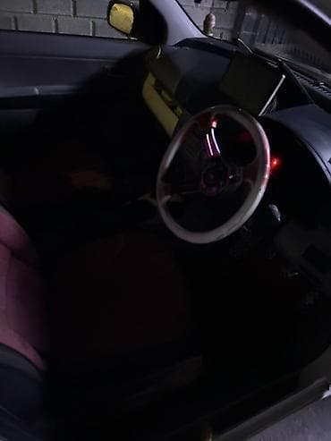 mazda 623: Mazda Demio: 2003 г., 1.5 л, Механика, Бензин, Хэтчбэк — 5