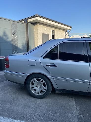 Mercedes-Benz C-Class: 1994 г., 1.8 л, Механика, Бензин, Седан — 6