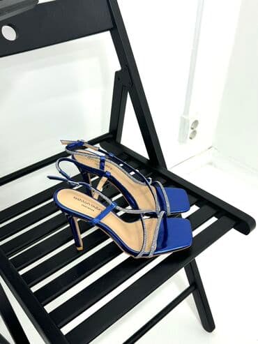 Новые туфли Английского бренда Ashton Aubry Размер:38 Имеется своя