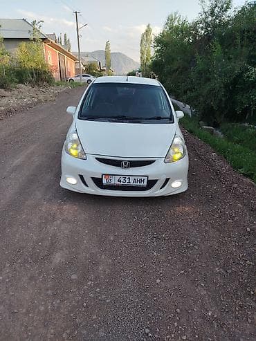cls 450: Honda Fit: 2003 г., 1.3 л, Автомат, Бензин, Хэтчбэк — 6