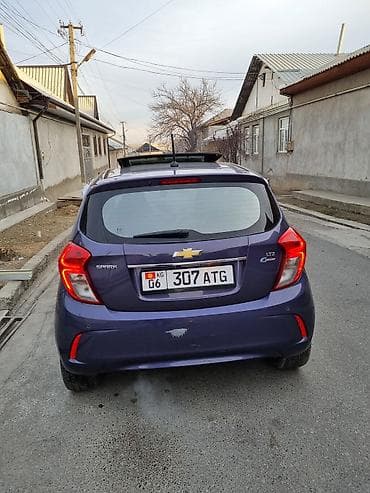 opel combo: Chevrolet Spark: 2015 г., 0.1 л, Автомат, Бензин, Хэтчбэк — 4