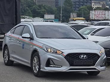 byd e2 2021: Hyundai Sonata: 2019 г., Седан — 1