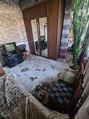 сөрү: В Тихом центре продаётся Дом с зеленым садом и двором. -Идеальное — 10