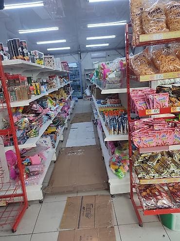 Соусы и специи: Сдается в аренду продуктовый магазин 75 м², (размер 13.5×5.5). С — 1