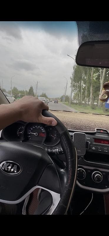 Kia Morning: 2015 г., 0.1 л, Автомат, Бензин, Хэтчбэк — 3