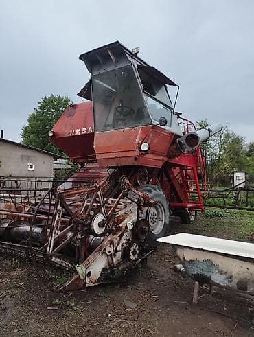 Продаю Комбайн зерноуборочный «Нива» (СК-5)