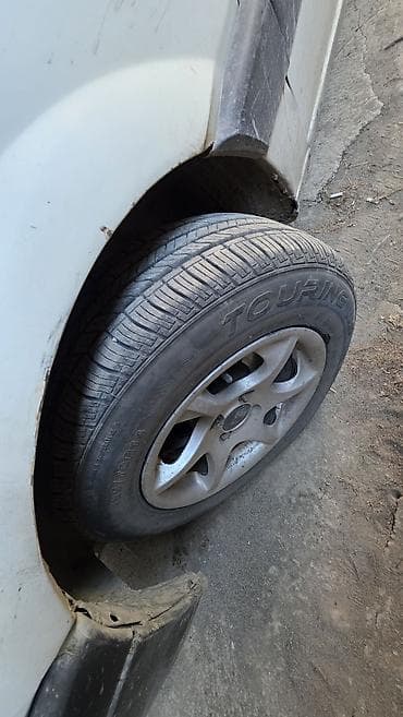 салон машины: Volkswagen Passat: 1992 г., 1.8 л, Механика, Бензин, Универсал — 4