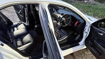 потолок камри 55: Honda Accord: 2004 г., 2 л, Механика, Бензин, Седан — 4