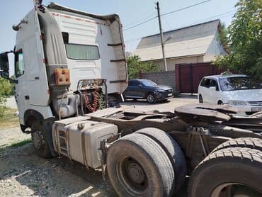 не рабочий авто: Тягач, Howo, 2011 г. — 7