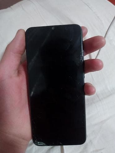 Мобильные телефоны и аксессуары: Samsung Galaxy A02 S, цвет - Черный — 2