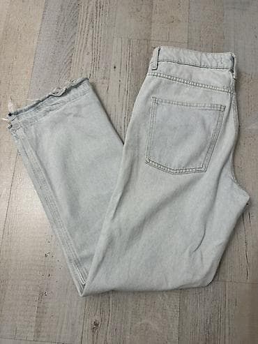 Светло-голубые джинсы ZARA
38 размер at lalafo.kg Светло-голубые джинсы ZARA
38 размер