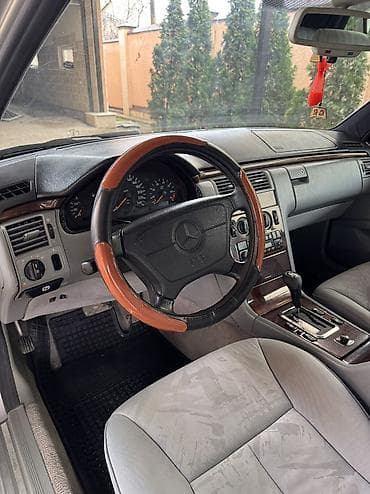 mersedes ml 63: Mercedes-Benz E-Class: 1995 г., 2.3 л, Автомат, Бензин, Седан — 7
