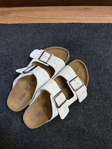 Сандалии Birkenstock Arizona, размер 37 (указано на стельке). - Цвет