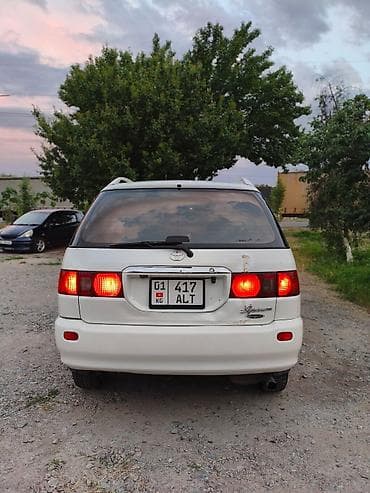 матор спринтера: Toyota Ipsum: 2001 г., 2 л, Автомат, Бензин, Минивэн — 6