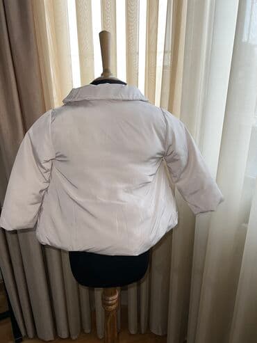 пальто детское демисезонное: Продаю деткие вещи на весну для девочки. Все вещи в идеальном — 20