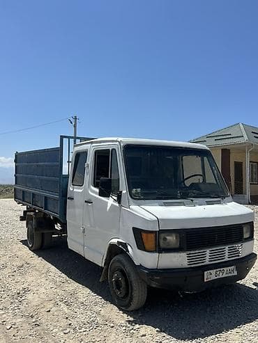 285 30 19: Грузовик, Mercedes-Benz, Дубль, 4 т, Б/у — 4