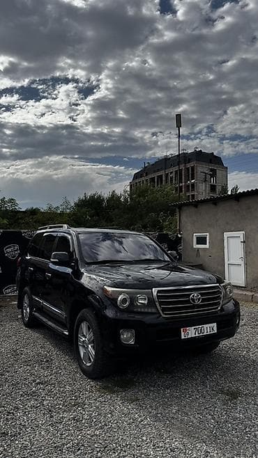 Toyota Land Cruiser: 2015 г., 4.6 л, Автомат, Бензин, Внедорожник — 2