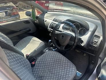 lexus rx 350 2021: Honda Fit: 2002 г., 1.3 л, Вариатор, Бензин, Хэтчбэк — 5