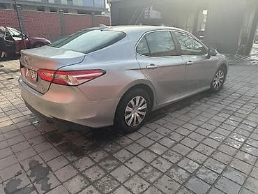 chrysler pacifica: Toyota Camry: 2019 г., 2.5 л, Автомат, Гибрид, Седан — 4