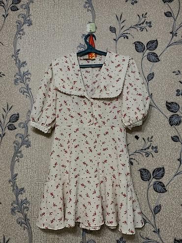 крестьянка: Платье с цветочным принтом - Крой: короткое, расклёшенное книзу, с — 1