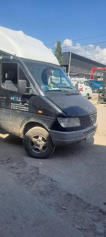 кузов портер 1: Грузовой тентованный фургон Mercedes-Benz Sprinter (первое поколение) — 2