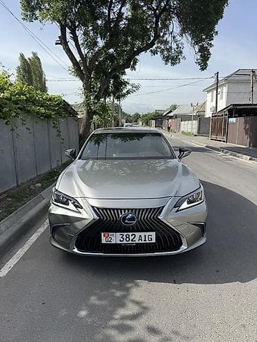 echo platz: Lexus ES: 2021 г., 2.5 л, Автомат, Гибрид, Седан — 3