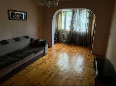 квартиры в районе ошского рынка: 3 комнаты, 70 м², 105 серия, 1 этаж, Старый ремонт — 2