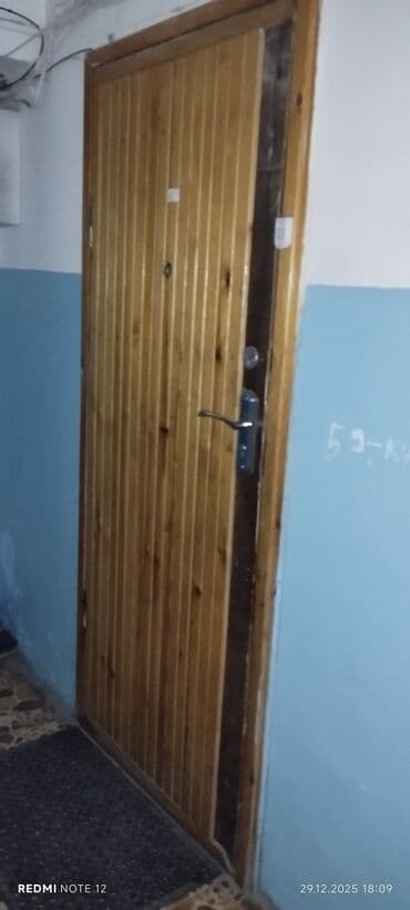 Гаражи: 1 комната, 36 м², 106 серия улучшенная, 1 этаж, Дизайнерский ремонт — 7