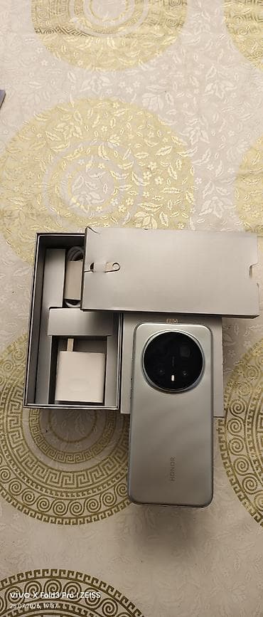 f8 pro: Honor Magic 8 Pro, Б/у, 512 ГБ, цвет - Серебристый, 2 SIM — 8