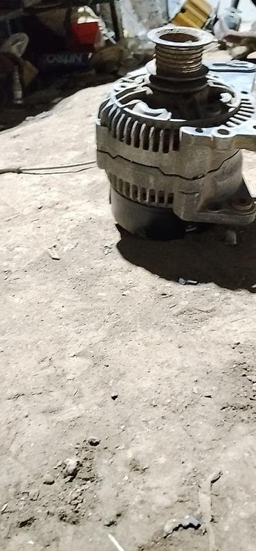 Детали электрики авто: Генератор Volkswagen Новый — 3