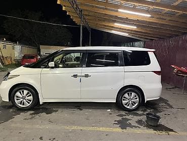 ej ve: Honda Elysion: 2004 г., Автомат, Бензин, Минивэн — 1