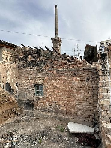 продажа домов он киркомстром: Бесплатный кирпич, с одним условиям, нужно убрать за собой мусор — 2