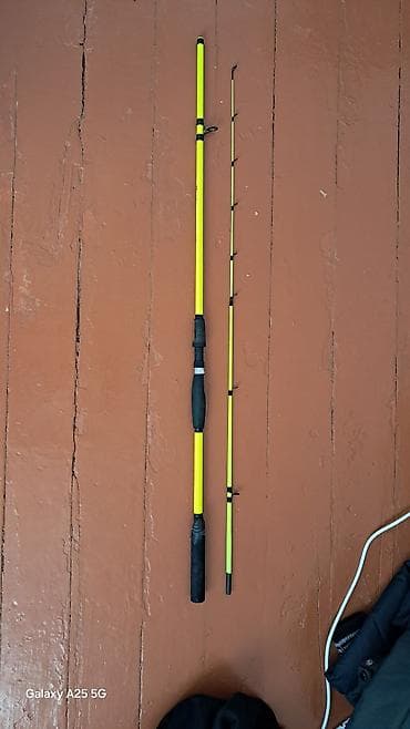 Аңчылык жана балык уулоо: Двухчастное спиннинговое удилище ярко‑жёлтого цвета. - Конструкция: 2 — 1