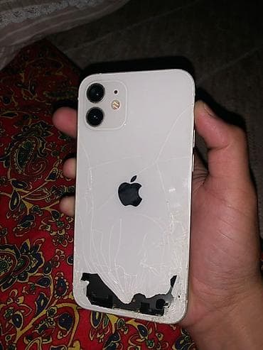 нужен фотограф: IPhone 12, Белый — 4