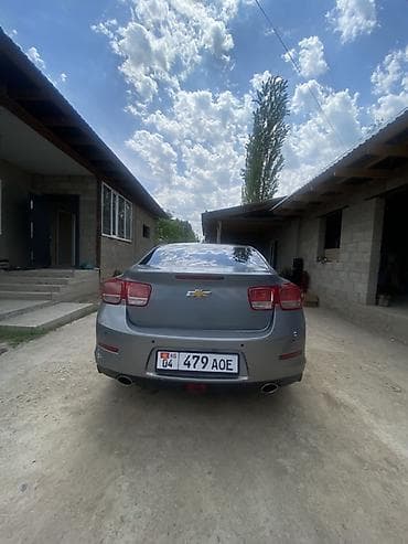седан срочно продаю: Chevrolet Malibu: 2013 г., Автомат, Седан — 3
