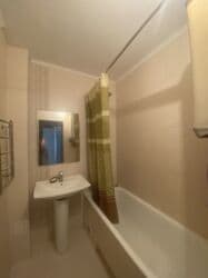 балыкчы шаарынан 3 ком квартира керее: 3 бөлмө, 85 кв. м, Жеке план, 1 кабат, Евроремонт — 11