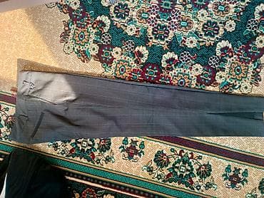 жынсы женские: Набор женских/джинсов, 4 пары. 1) Темно-синие классические брюки: - — 8