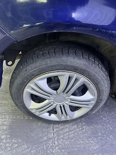 машина матиз 2: Toyota Yaris: 2002 г., 1.3 л, Автомат, Бензин — 4