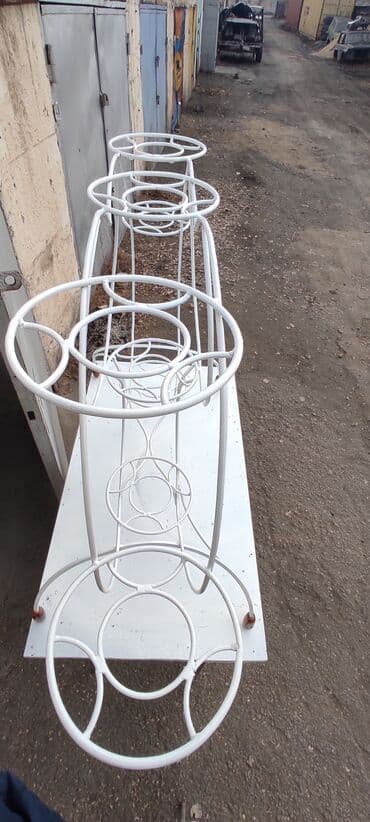 офисные стулья бишкек цены: Этажерка для цветов, Железо — 4