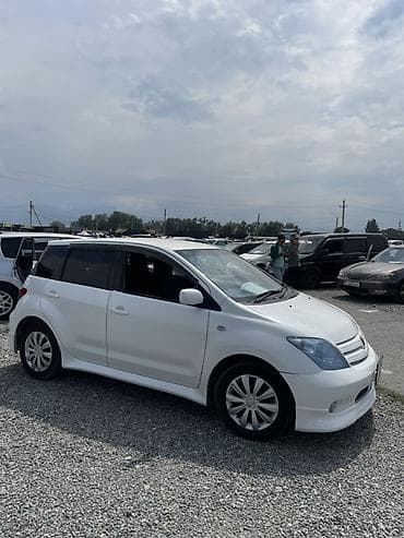Toyota Ist: 2003 г., Автомат, Бензин, Хэтчбэк — 2