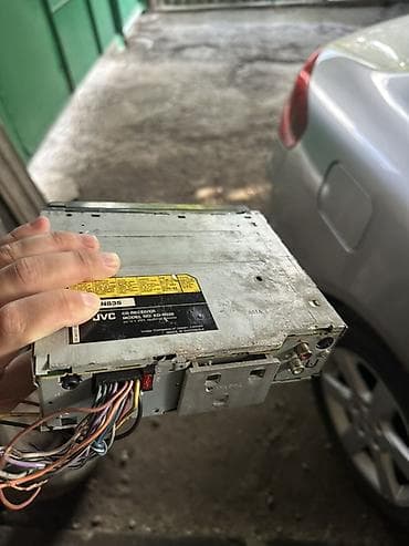 простой: Автомагнитола JVC KD-R326 - Формат 1-DIN - CD-ресивер с поддержкой — 4