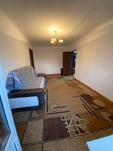 продаю дом алтын ордо по горького: 3 бөлмө, 49 кв. м, Жеке план, 5 кабат, Косметикалык ремонт — 1