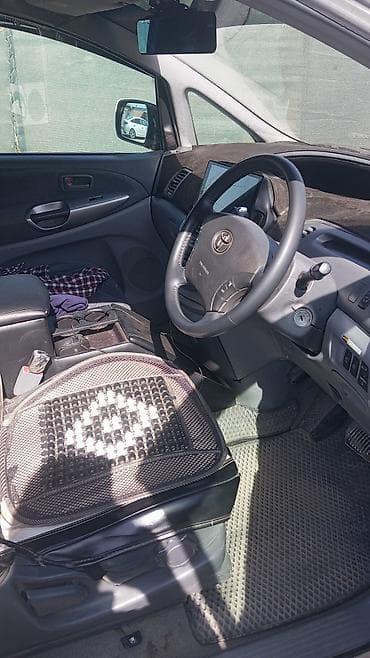 prius v: Toyota Estima: 2001 г., 3 л, Бензин, Минивэн — 8