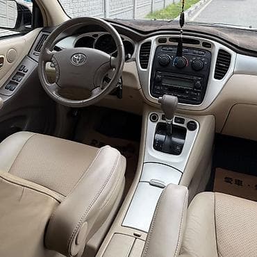 300 000: Toyota Highlander: 2006 г., 3.3 л, Автомат, Внедорожник — 10