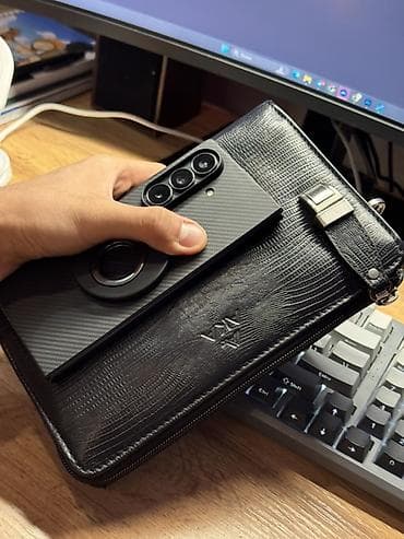 компь: Samsung Galaxy Z Fold 7, Колдонулган, 256 ГБ, түсү - Кара, 1 SIM, eSIM — 4