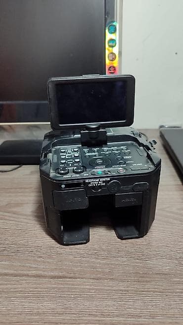 Фото и видеокамеры: Sony fs-100 — 2